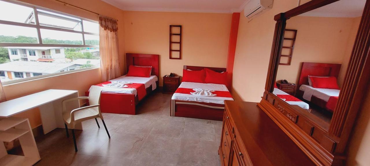 Hotel Platinum Class Nueva Loja Extérieur photo