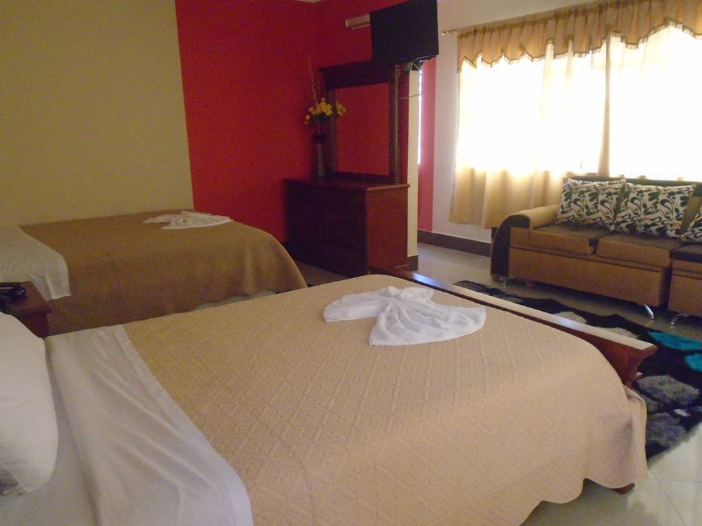 Hotel Platinum Class Nueva Loja Extérieur photo