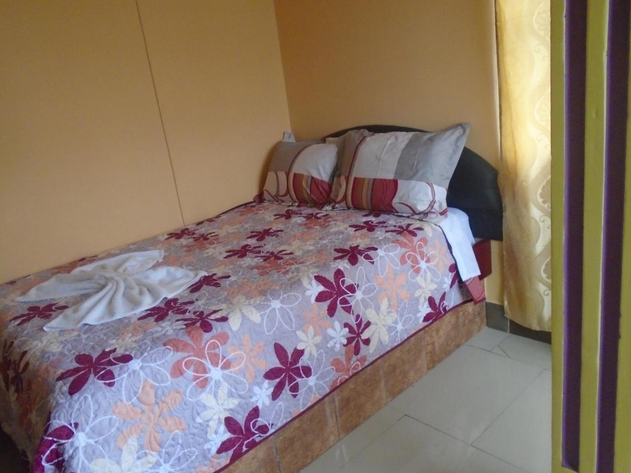 Hotel Platinum Class Nueva Loja Extérieur photo
